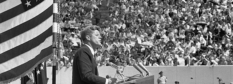 Próblēma, “anything thrown&nbsp;forward,